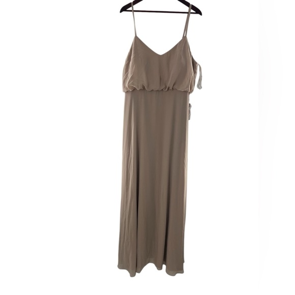 NWT Show Me Your MuMu Caitlin Ruffle Maxi 'ME The Ring Crisp' Beige XXS - Picture 5 of 11